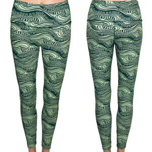 Honey Girl Waterwear Hawaii Ankle Legging paddling Ocean green wave UPF 50+